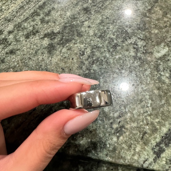 OURA RING SILVER - Picture 1 of 8